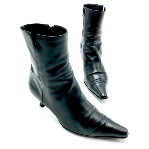 Enzo Angiolini Black Leather Heeled Boots, Size 8M - Picture 6 of 8